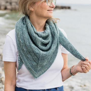 Textured Pyramids Shawl