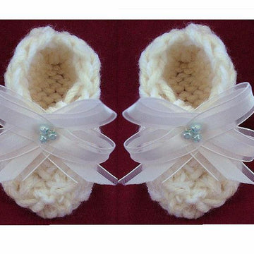 670 BEGINNER HAT AND BOOTIES, INFANT BABY