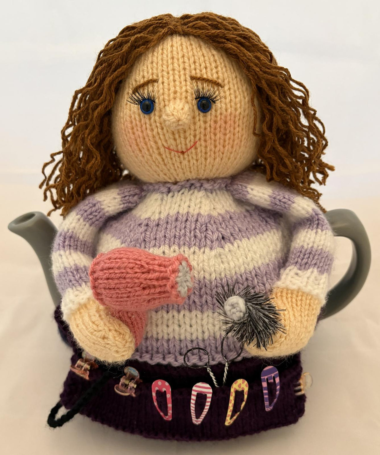 Hairdresser tea cosy