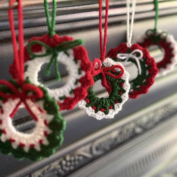 Mini Christmas Wreath Decoration