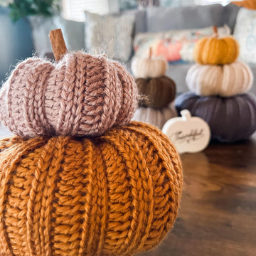 Country Harvest Ribbed Pumpkins