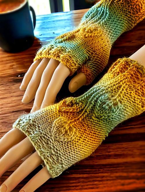 Autumn Leaf Half Gloves