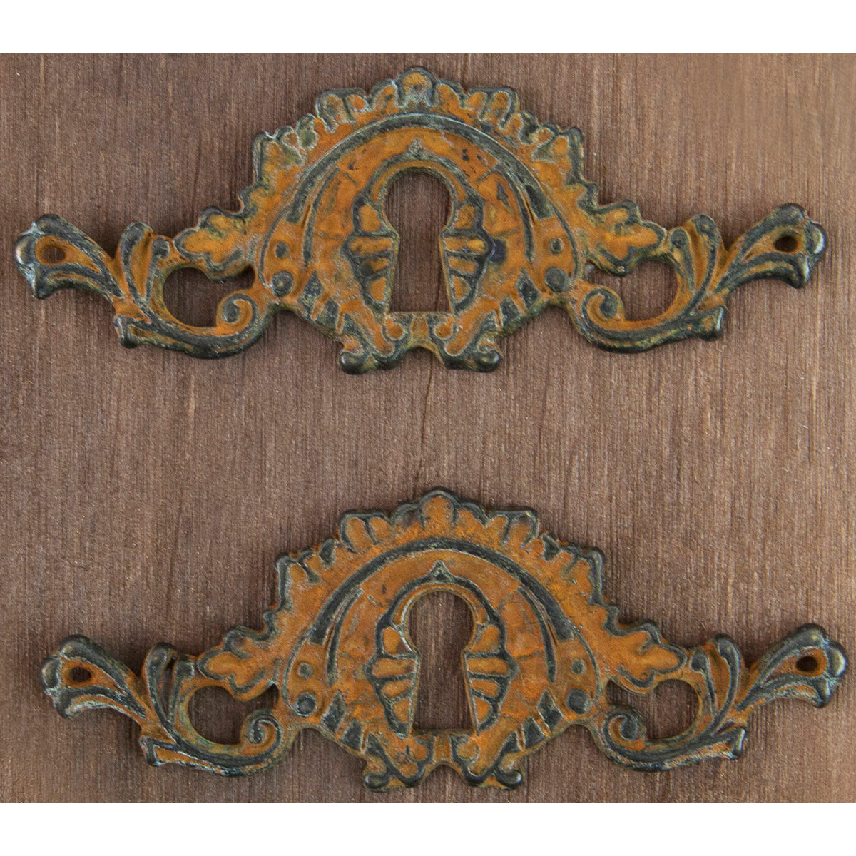 Prima Marketing Prima Metal Embellishments W/Antique Brass Finish - #10 Ornate Keyhole 3.25"X1.25" 2/Pkg