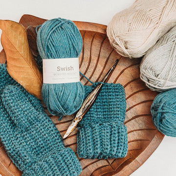 Crochet Knit-Look Mittens