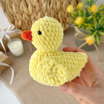 Crochet duck plush pattern amigurumi toy