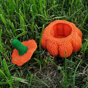 Crochet pumpkin box