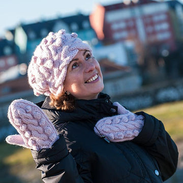 Cranberry hat