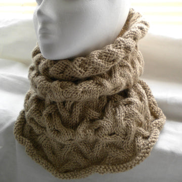 Wavy Cable Cowl/Hood