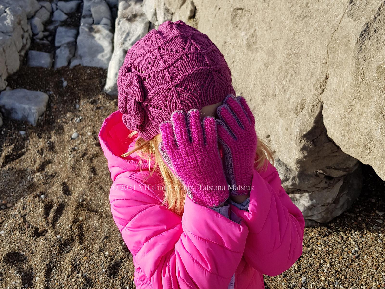 Sweethood Gloves