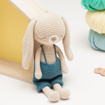 Crochet bunny pattern, amigurumi bunny