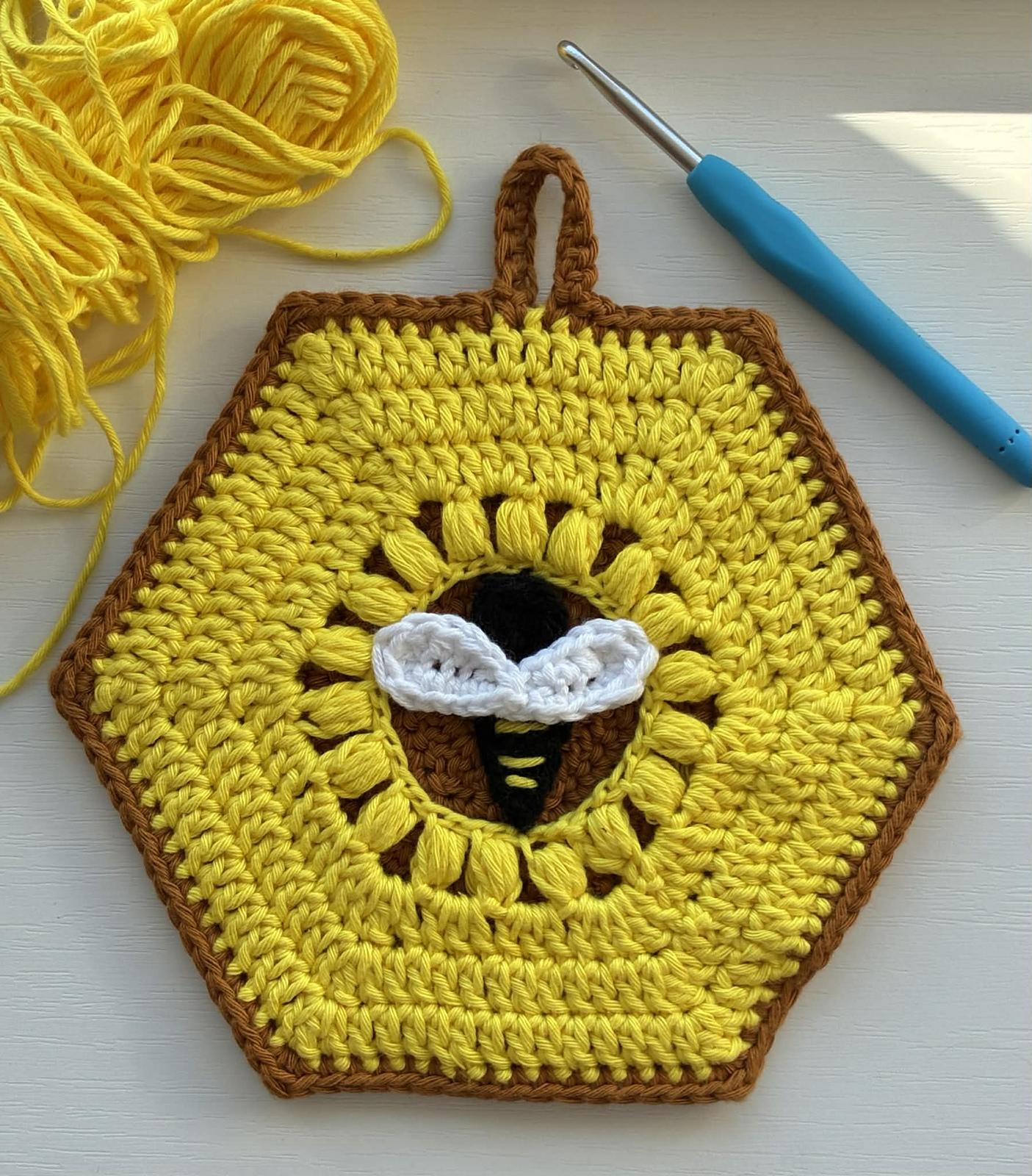 Honeybee Hot Pad