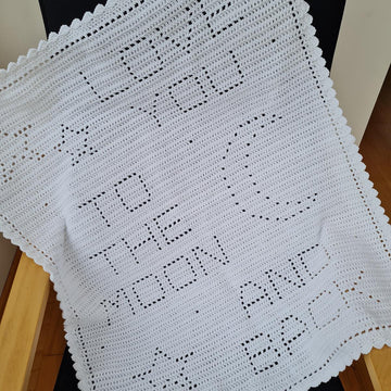 Love you to the moon and back Filet Blanket