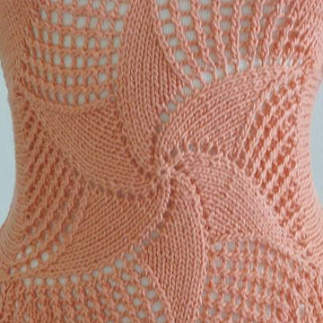 K694-Daisy Top