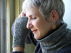 Curling Neckwarmer and Mitts