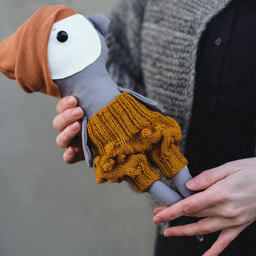 Doll pants with bobbles