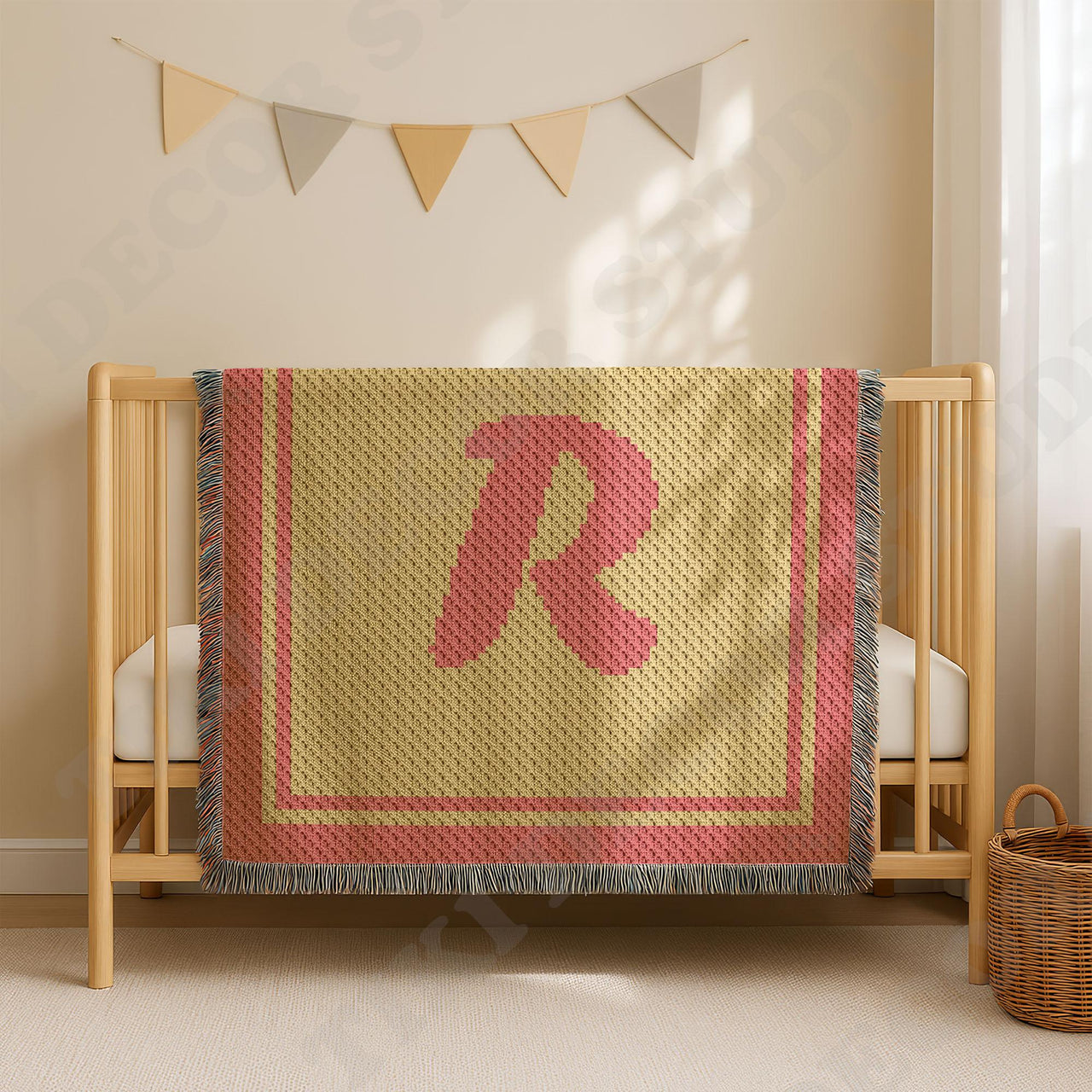 Letter R Name C2C crochet baby blanket pattern | 2 colors design