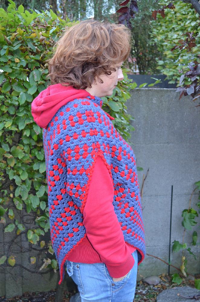 Feel happy poncho