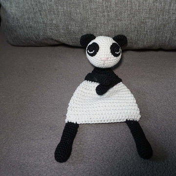 Amigurumi Häkelanleitung Schnuffeltuch Panda