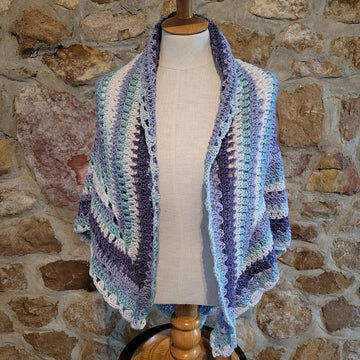 Lacy Center Triangle Shawl