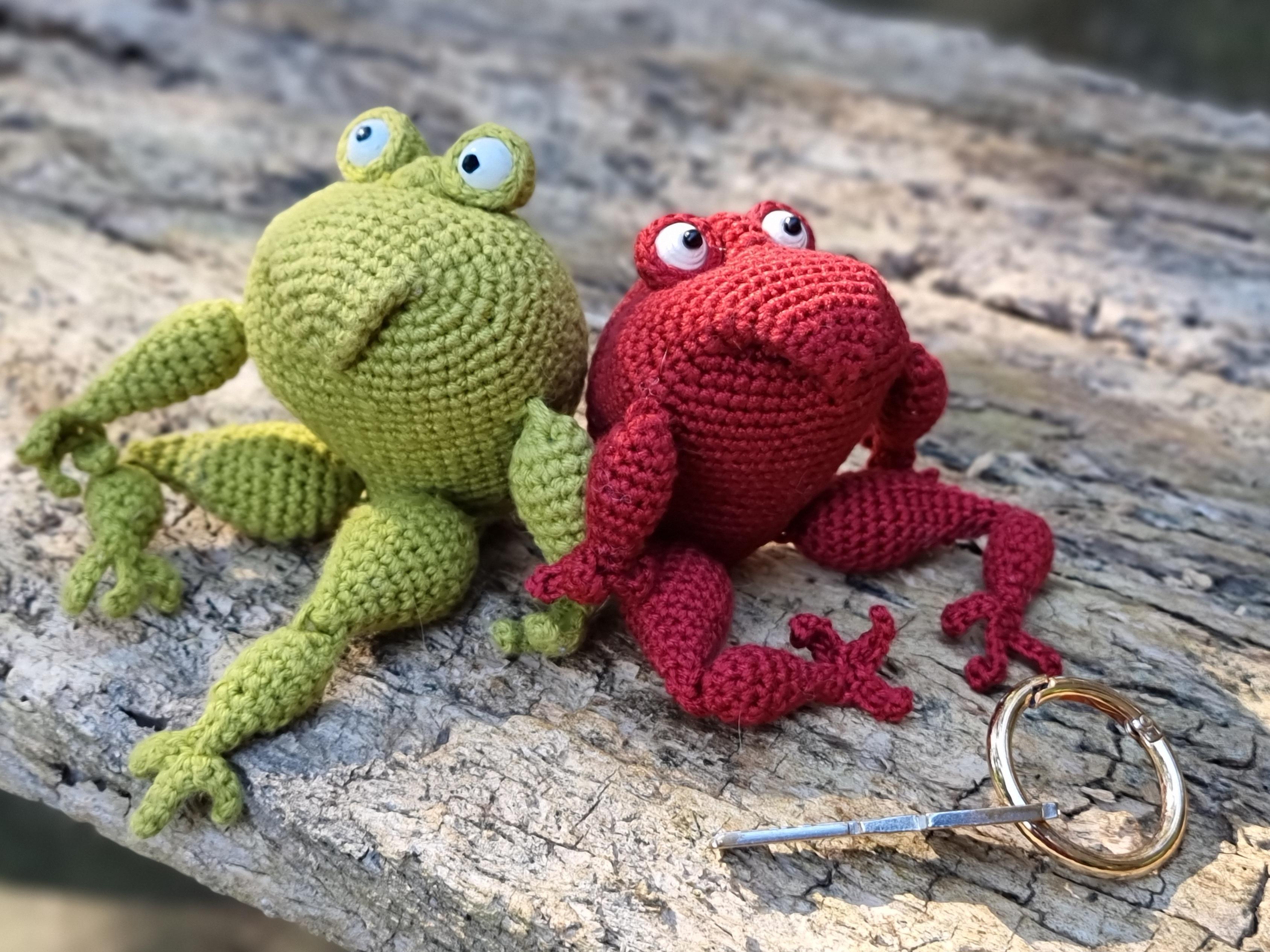 Frog amigurumi keychain bag charm with jacket crochet pattern P19