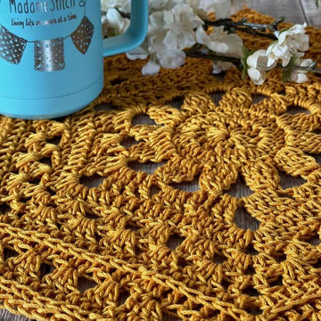 Clover and Comb Placemat