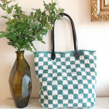 2 styles checkered bags