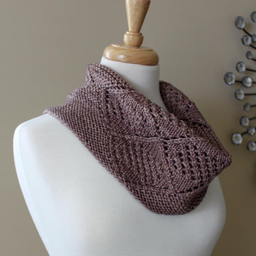Lattice and Purl Cowl