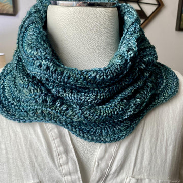 Wave Break Cowl