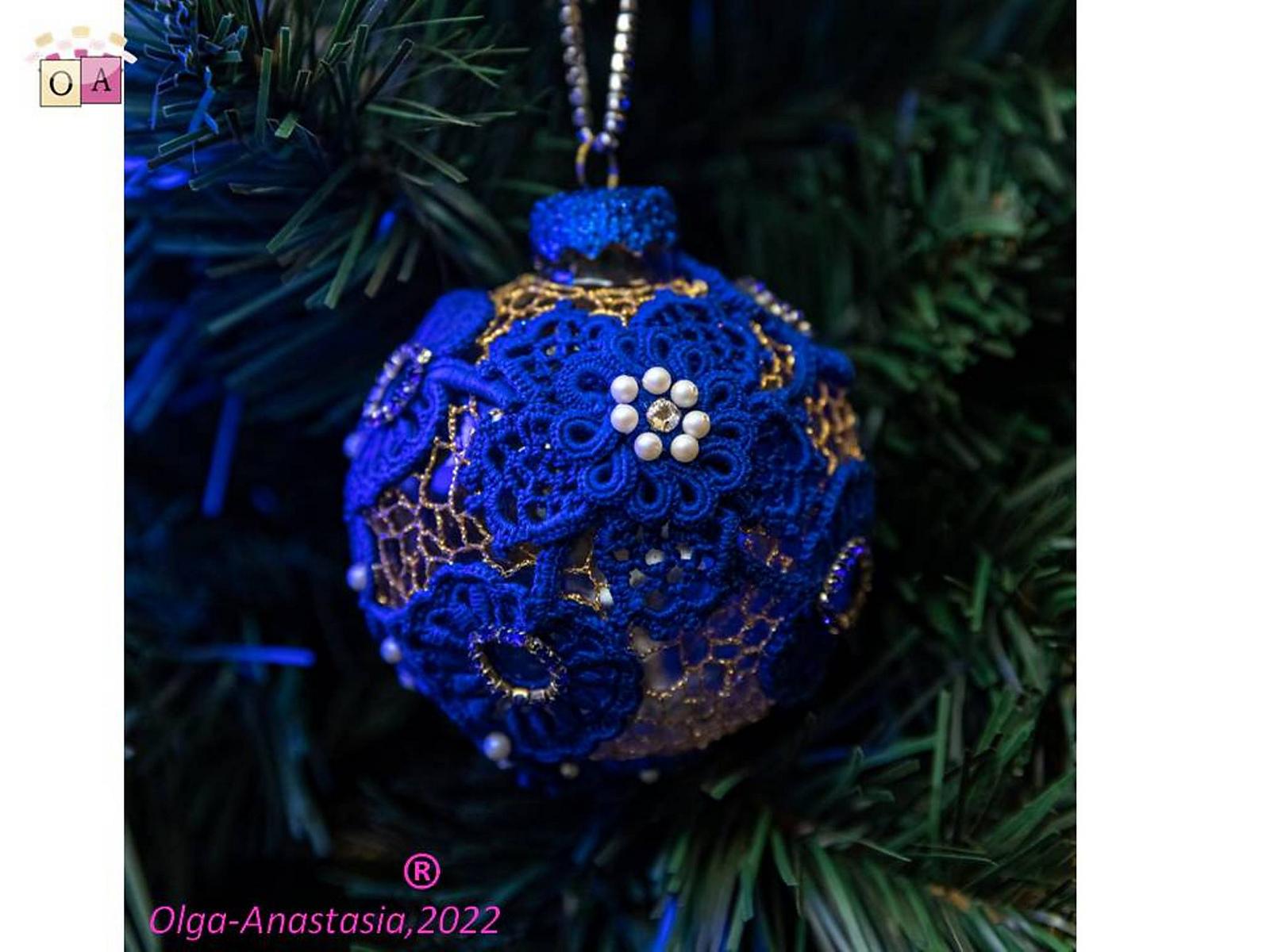 Blue christmas ball