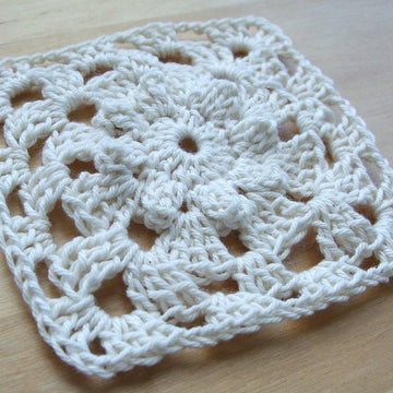 Rose Bud Granny Square