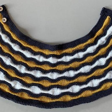 Wavy Shaped Cowl