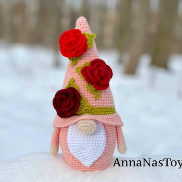 Gnome with roses 2