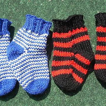 Tiny stripes (baby socks)