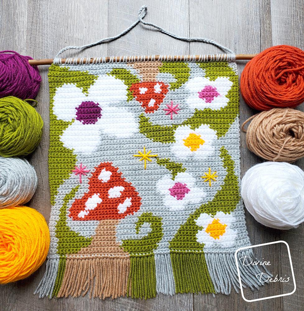 'Shrooms and Blooms Wall Hanging