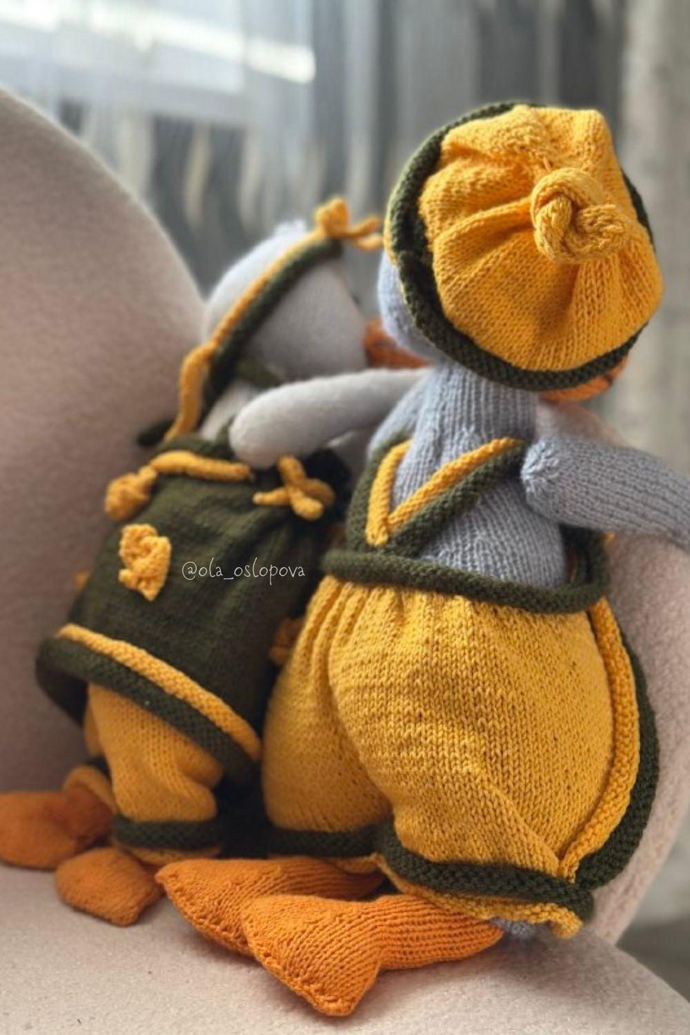 Spring Knitting Toy Clothes for Geese – Theo & Mabel