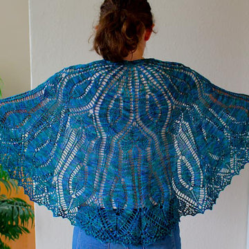 The Old Double Diamond Lace Shawl