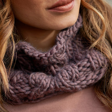 Rei – Cabled Accessory Set in West Yorkshire Spinners Re:Treat Superchunky - DBP0255 - Downloadable PDF