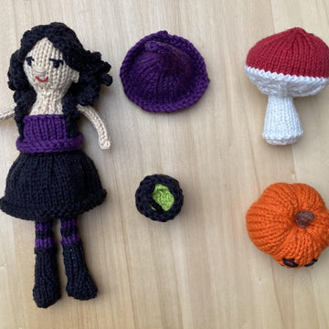 Willow the Witch Knitting Pattern