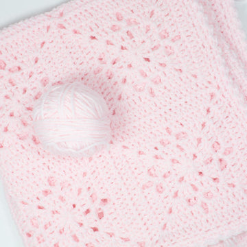 Diamond Filet Motif Crochet Baby Blanket Pattern