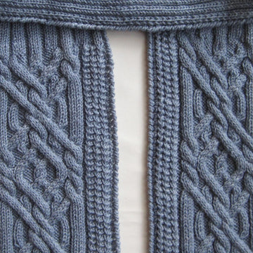 Erme Cabled Scarf
