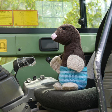 Max the Industrious Mole