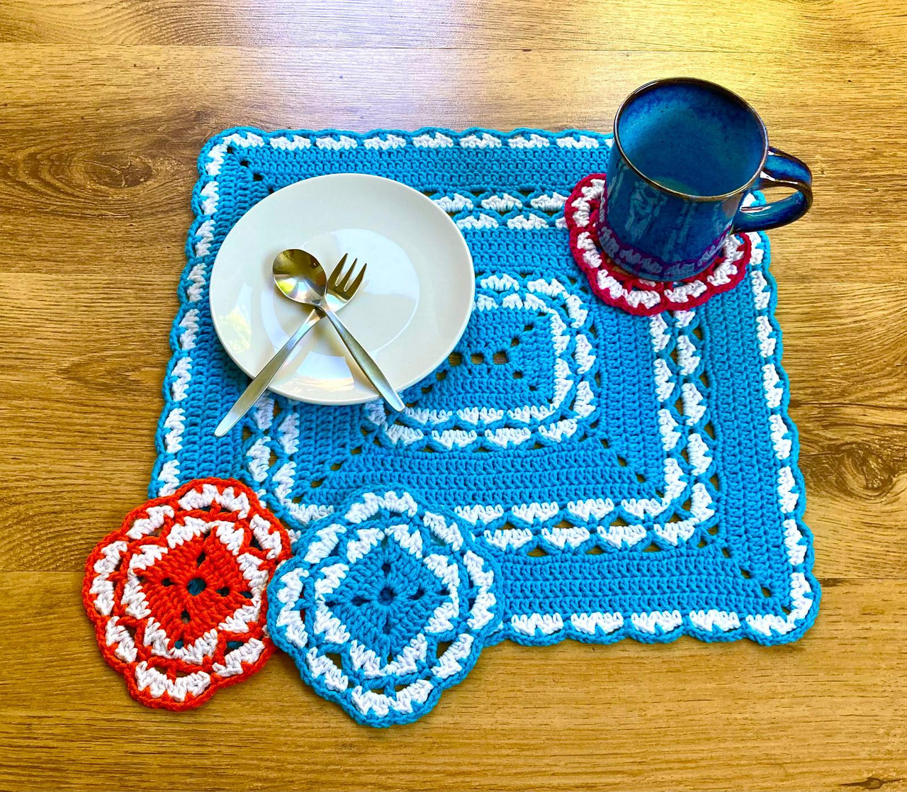 Placemat & coaster set by HueLaVive