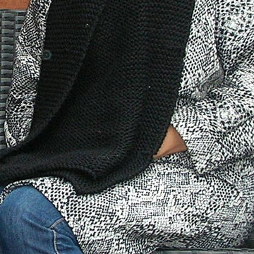 The scarf/wrap you can also use as a baby blanket