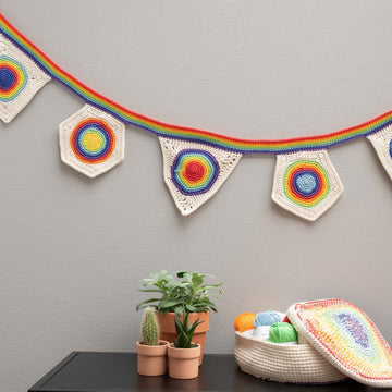 Rainbow Flag Line in Yarn and Colors Epic - YAC100059 - Downloadable PDF
