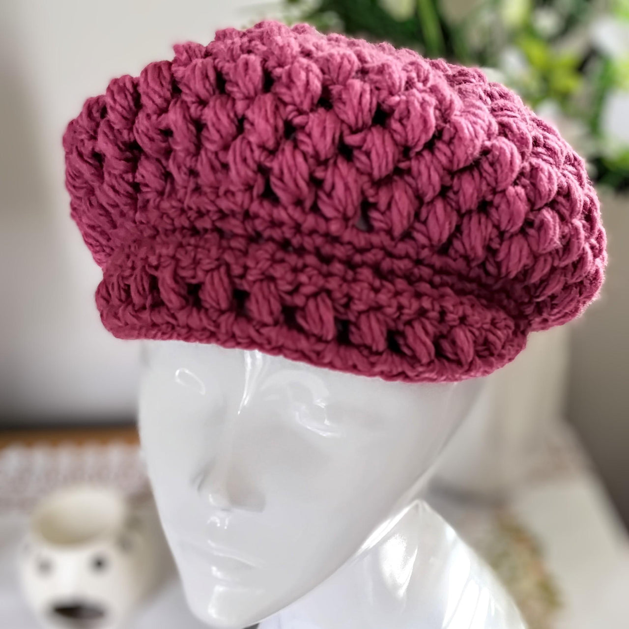 Chunky Retro Style Crochet Newsboy Cap