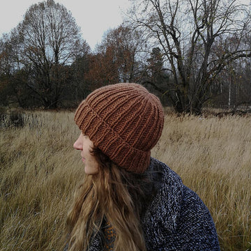 Along hat
