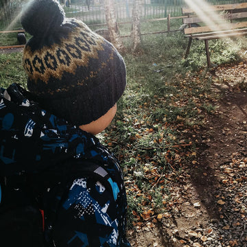 Tweed hat
