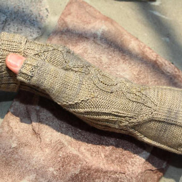 Rivendell mitts