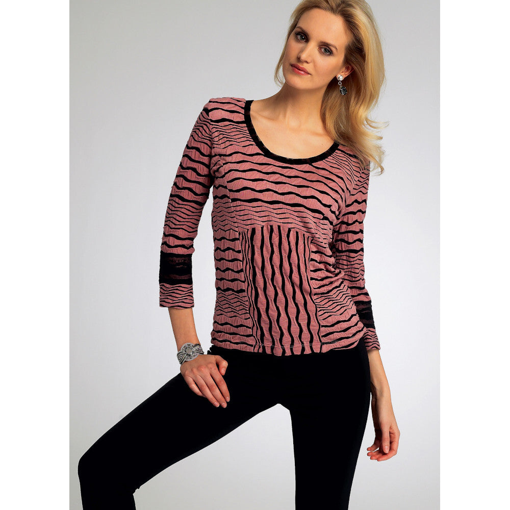 Vogue Misses' Top V8817 - Sewing Pattern