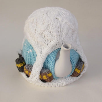 Christmas Steam Train Tea Cosy Knitting Pattern